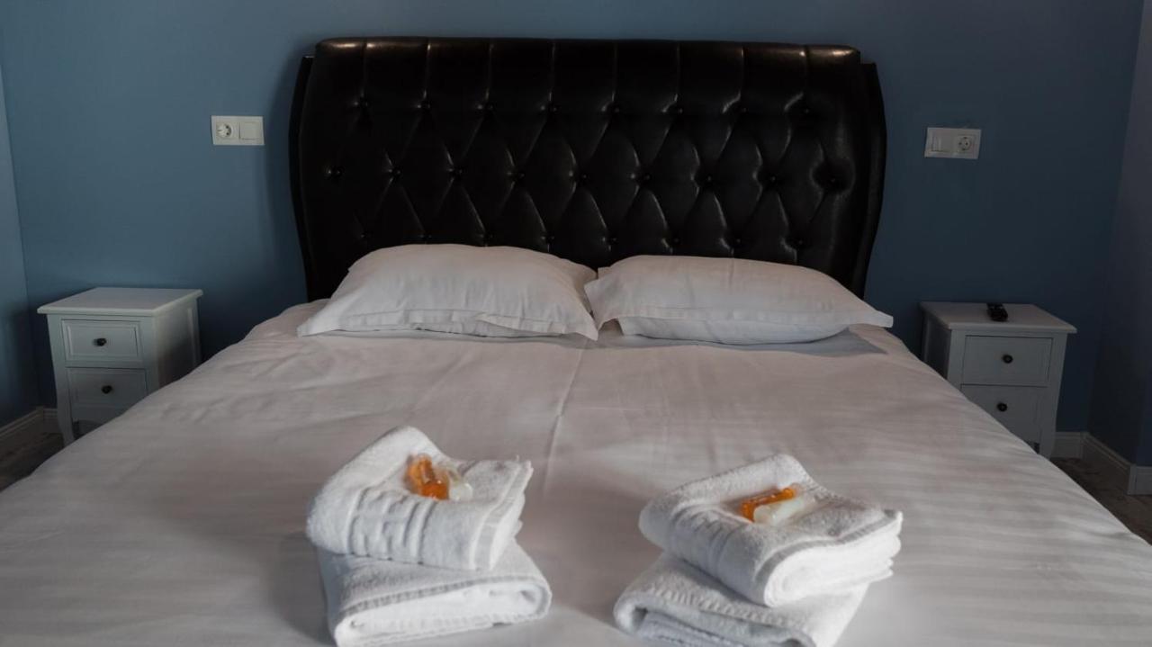Villa Wild Rooms Jiet Buitenkant foto